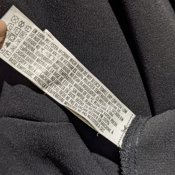 🎉SALE 2/$35🎉 - Picture 4 of 5